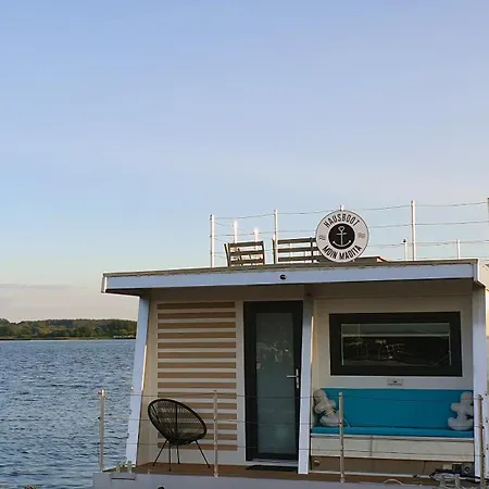 Hausboot Moin Madita In Exklusiver Lage Schleswig Exterior photo