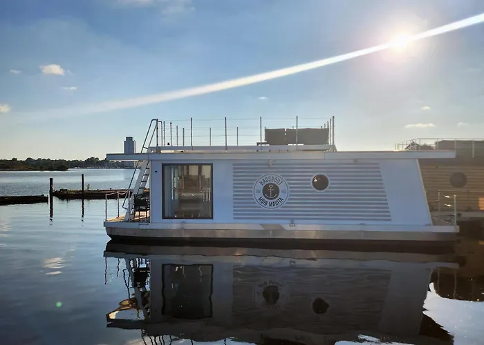 Hausboot Moin Madita In Exklusiver Lage