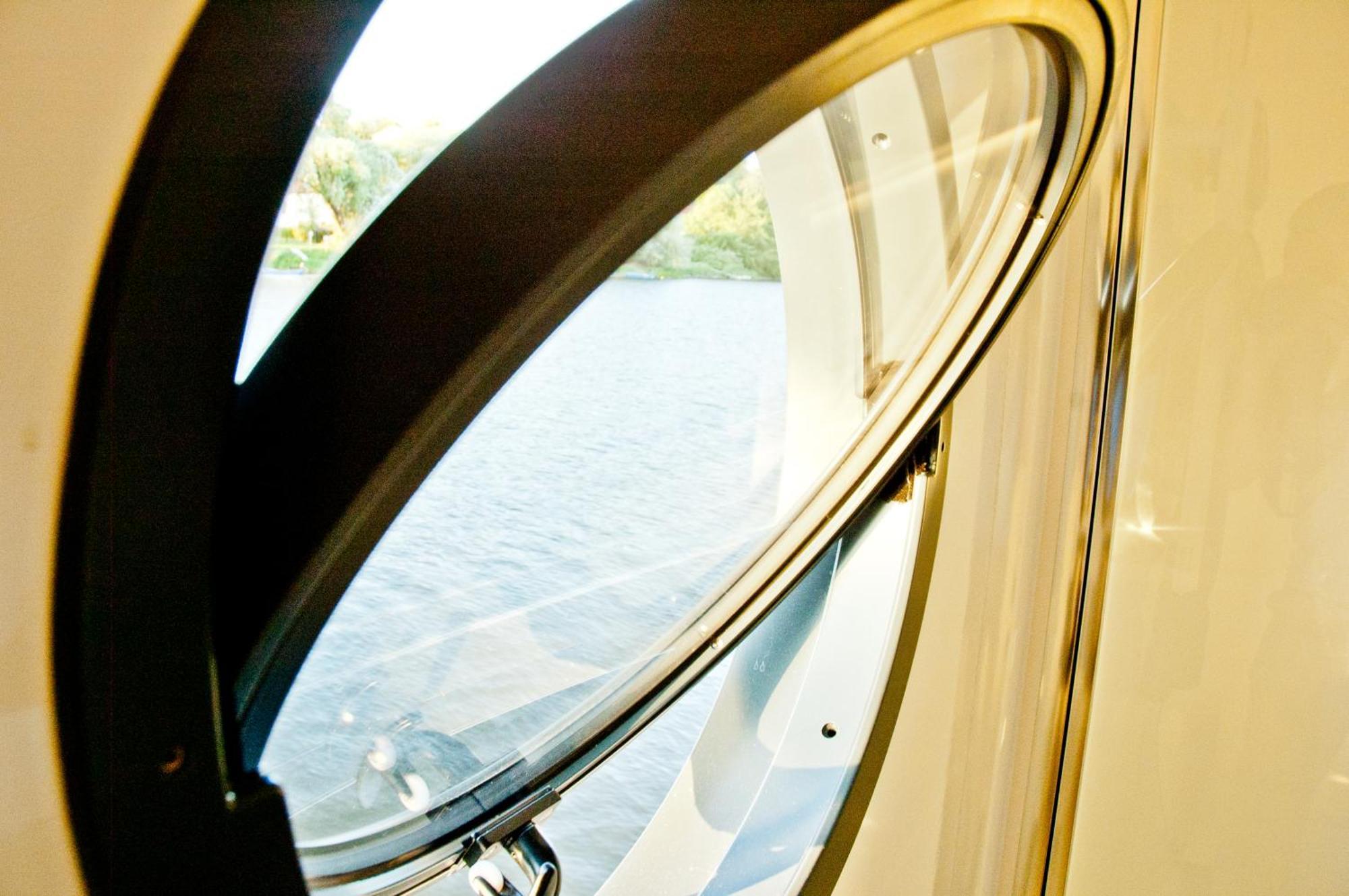 Hausboot Moin Madita In Exklusiver Lage * Schleswig