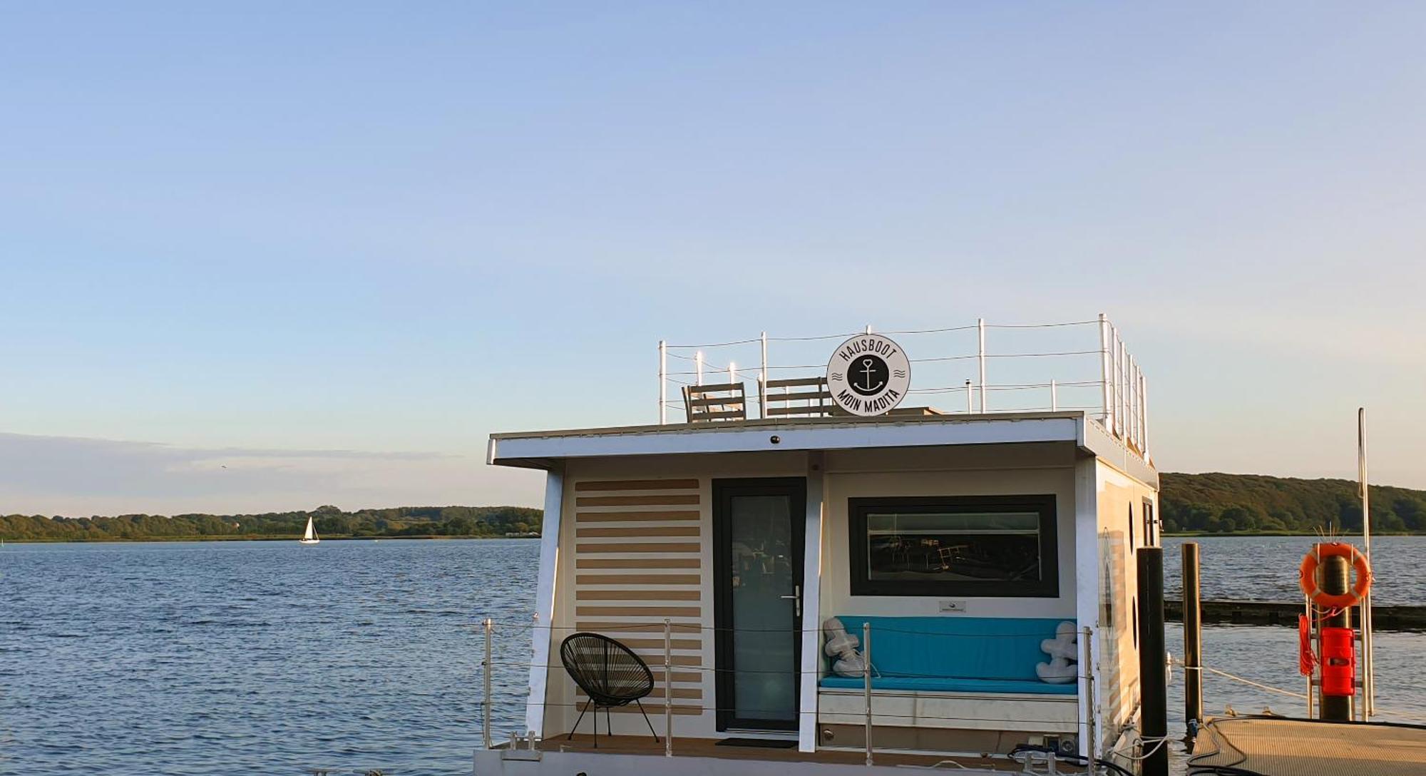 Hausboot Moin Madita In Exklusiver Lage Schleswig